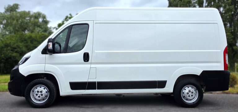 Peugeot Boxer 1° Main 2.2 b HDI 120cv Entretien Peugeot Clim/Tél/Régul - Image 02 (July 7, 2026)