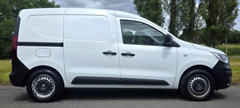 Renault Kangoo Express 1° Main 1.5 B DCI 95cv Confort Distribution neuve / Entretien Complet Renault Radar/Clim/Tél - Image 05 (July 7, 2026)