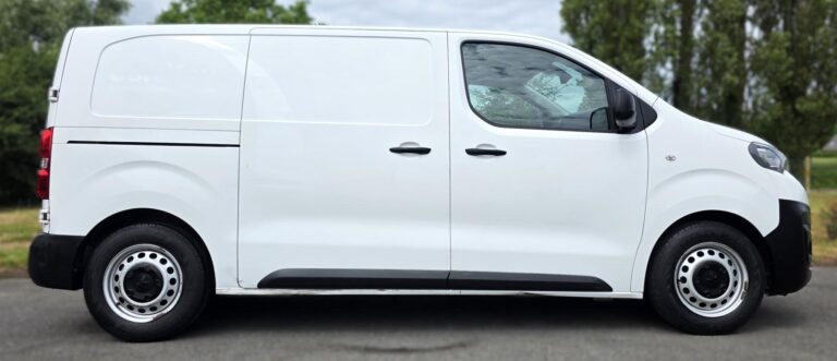 Peugeot Expert 1° Main 1.5 b HDI 120cv Premium 3 Places Entretien Complet Peugeot / Retour leasing - Image 05 (July 7, 2026)