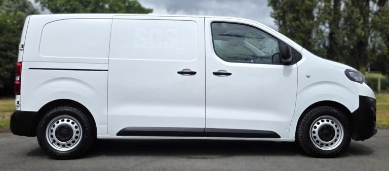 Peugeot Expert 1° Main 1.5 b HDI 120cv 3 Places Premium M Entretien Complet Peugeot / Retour leasing - Image 05 (July 7, 2026)