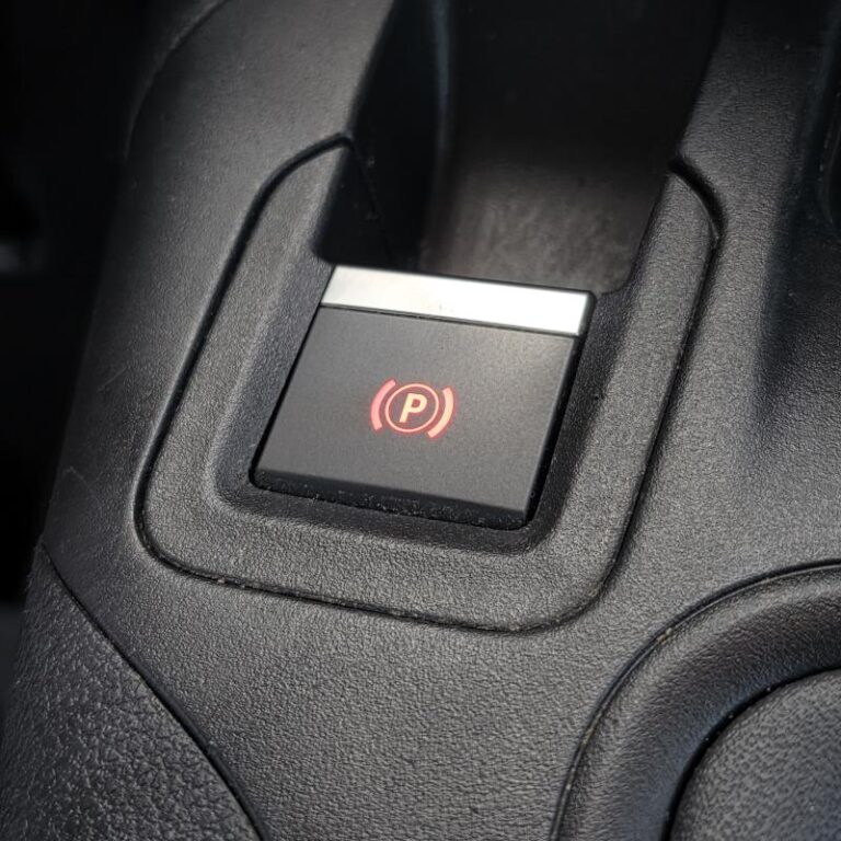 Peugeot Partner 2° Main 1.5 b HDI 100cv 3 places Grip Entretien à jour - Image 18 (July 7, 2026)