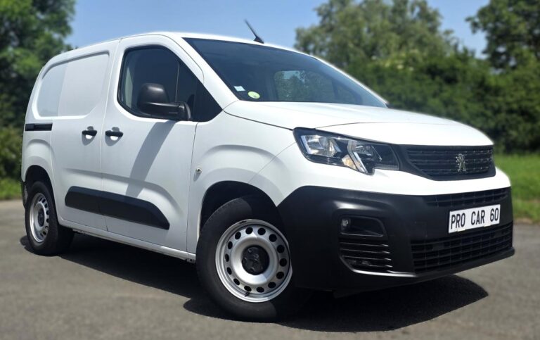 Peugeot Partner 2° Main 1.5 b HDI 100cv 3 places Grip Entretien à jour - Image 04 (July 7, 2026)