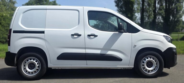 Peugeot Partner 2° Main 1.5 b HDI 100cv 3 places Grip Entretien à jour - Image 05 (July 7, 2026)