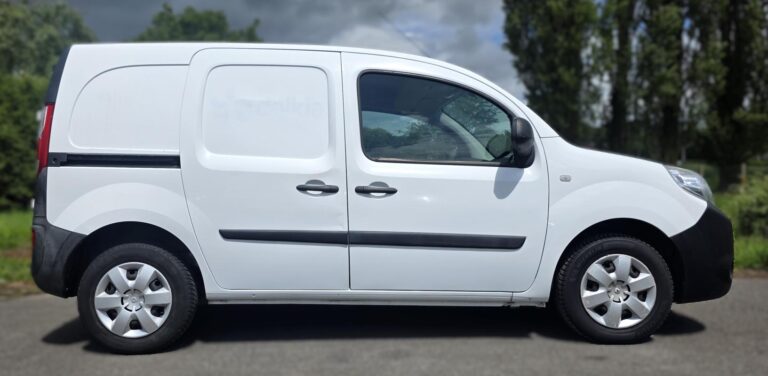 Renault Kangoo 1° Main 1.5 DCI 90cv Extra R-Link 3 places Distribution neuve Entretien Renault - Image 05 (July 7, 2026)