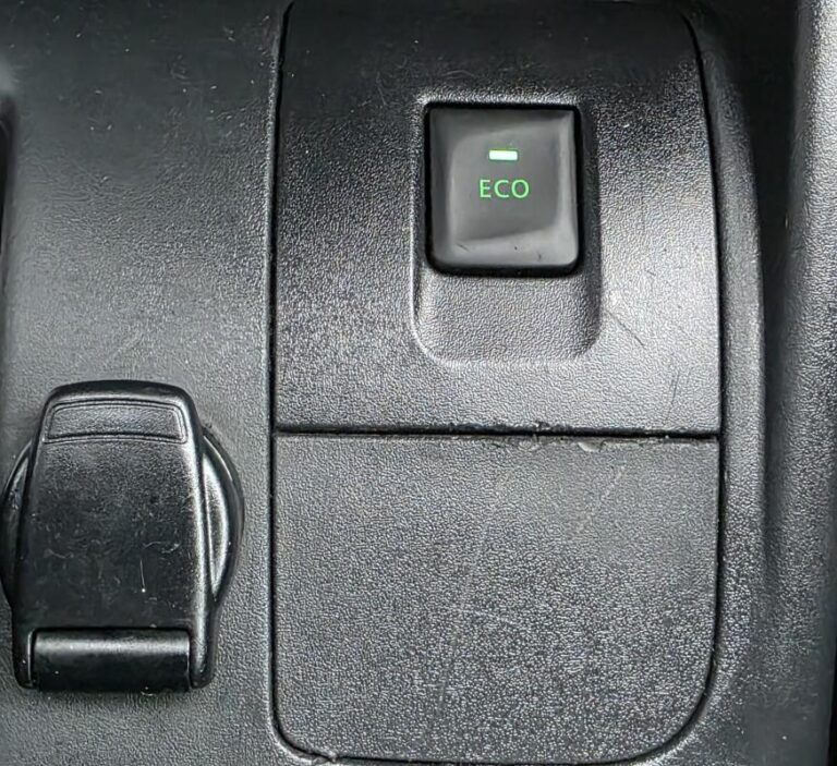 Renault Kangoo 1° Main 1.5 DCI Extra R-link Distribution faite tél/Clim/Radar - Image 14 (July 7, 2026)