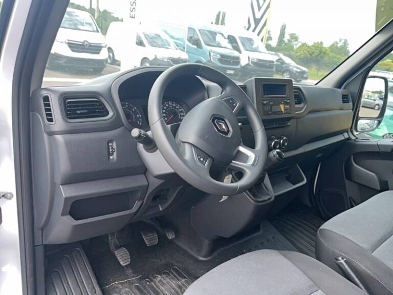 Renault Master FOURGON FGN TRAC F3500 BLUE DCI 135 CONFORT - Image 20 (July 7, 2026)