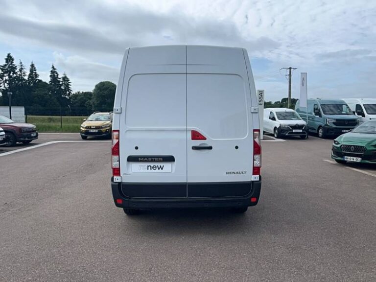 Renault Master FOURGON FGN TRAC F3500 BLUE DCI 135 CONFORT - Image 04 (July 7, 2026)