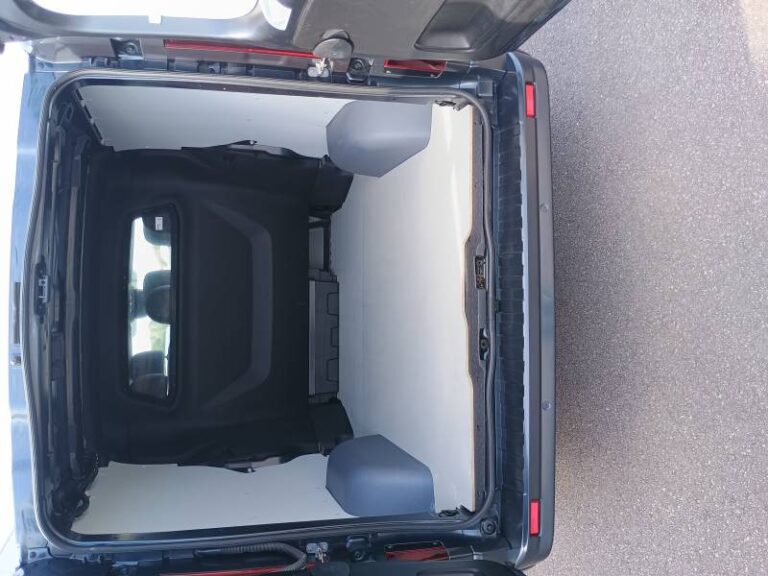 Renault Trafic CA 3T BLUE DCI 170 AUTO EXTRA - Image 18 (July 7, 2026)