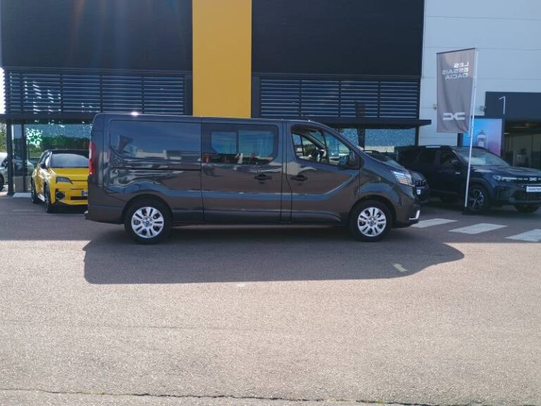 Renault Trafic CA 3T BLUE DCI 170 AUTO EXTRA - Image 06 (July 7, 2026)
