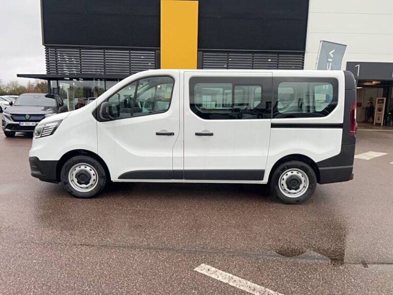 Renault Trafic FGN 2T8 BLUE DCI 150 EDC GSR2 ADVANCE - Image 02 (July 7, 2026)