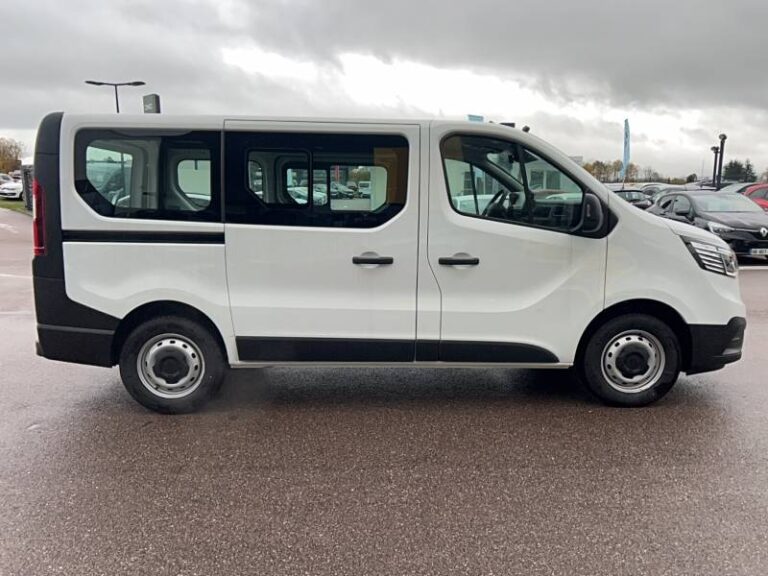 Renault Trafic FGN 2T8 BLUE DCI 150 EDC GSR2 ADVANCE - Image 06 (July 7, 2026)