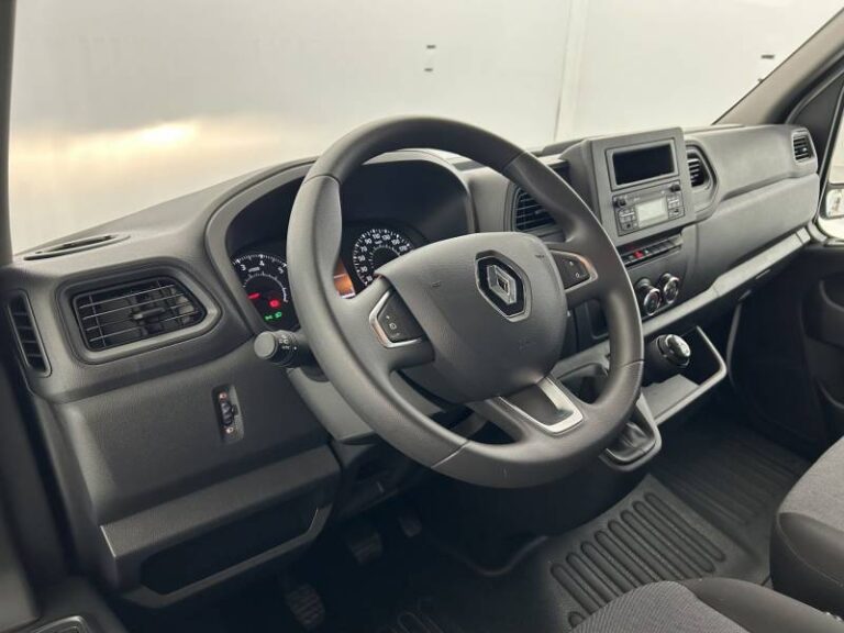 Renault Master FOURGON FGN TRAC F3500 BLUE DCI 135 CONFORT - Image 10 (July 7, 2026)