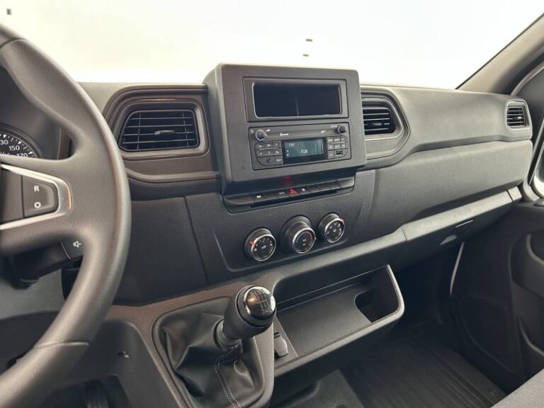 Renault Master FOURGON FGN TRAC F3500 BLUE DCI 135 CONFORT - Image 12 (July 7, 2026)
