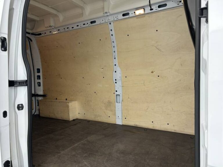 Renault Master FOURGON FGN TRAC F3500 BLUE DCI 135 CONFORT - Image 16 (July 7, 2026)