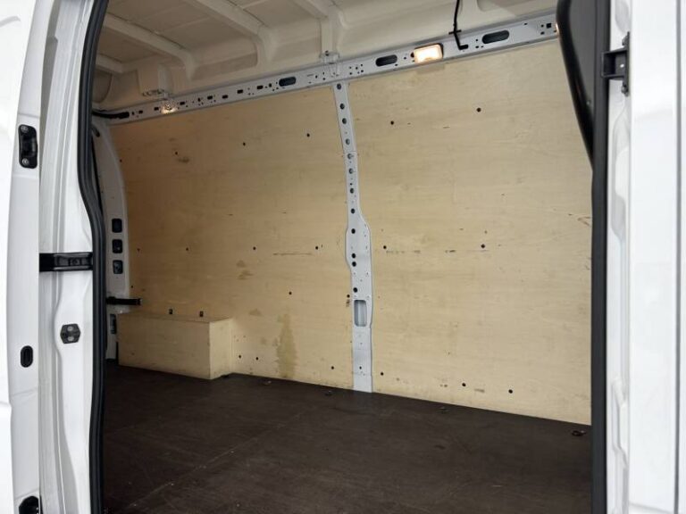 Renault Master FOURGON FGN TRAC F3500 BLUE DCI 135 CONFORT - Image 16 (July 7, 2026)