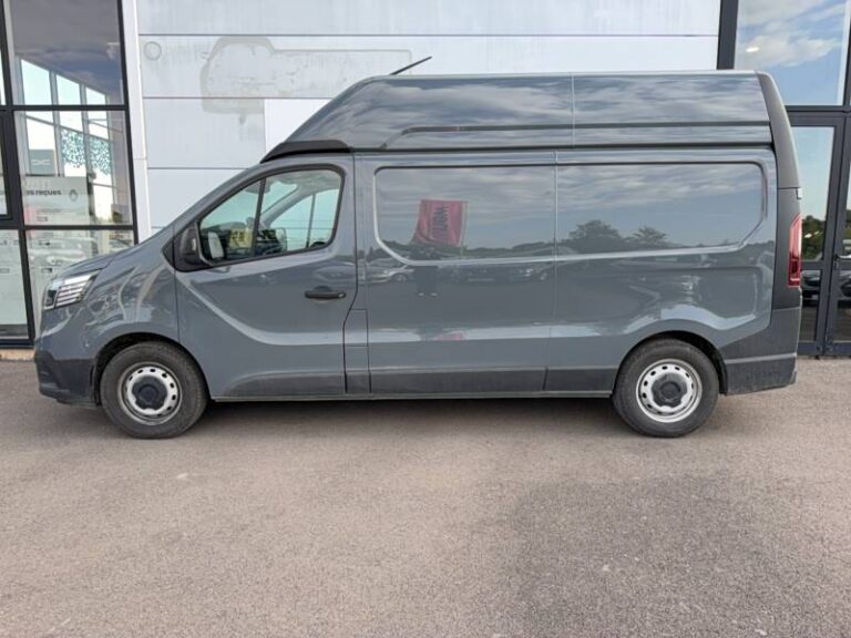 Renault Trafic FG BLUE DCI 150 3T GSR2 ADVANCE - Image 02 (July 7, 2026)