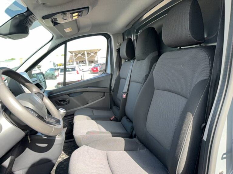 Renault Trafic FG BLUE DCI 150 3T GSR2 ADVANCE - Image 09 (July 7, 2026)