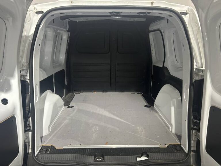 Renault Kangoo Van BLUE DCI 95 EXTRA – 22 - Image 04 (July 7, 2026)