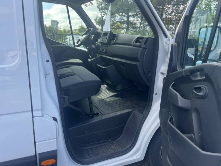 Renault Master FOURGON FGN TRAC F3500 BLUE DCI 135 CONFORT - Image 16 (July 7, 2026)