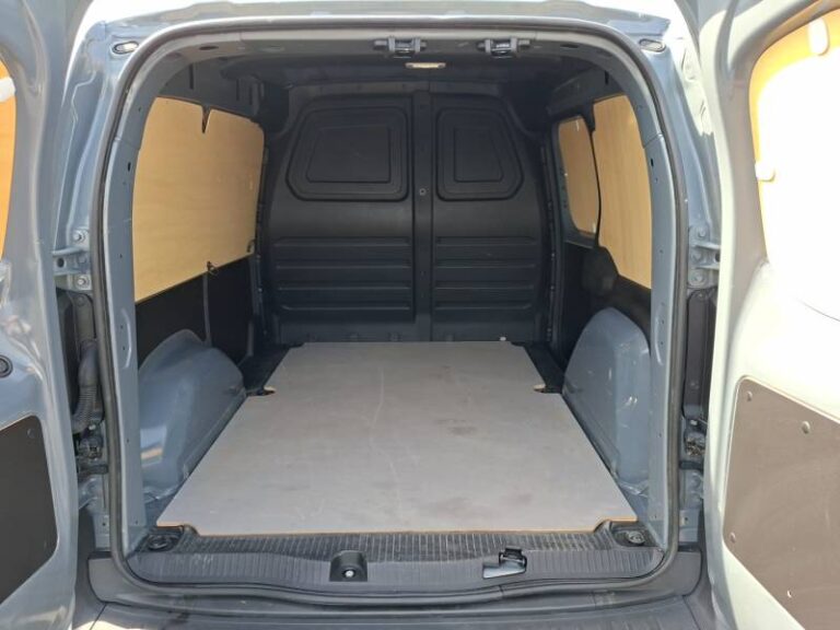 Nissan Townstar FOURGON L1 TCE 130 BVM N-CONNECTA - Image 14 (July 7, 2026)