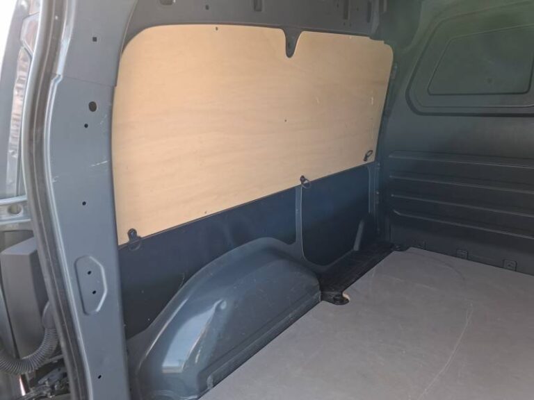 Nissan Townstar FOURGON L1 TCE 130 BVM N-CONNECTA - Image 18 (July 7, 2026)