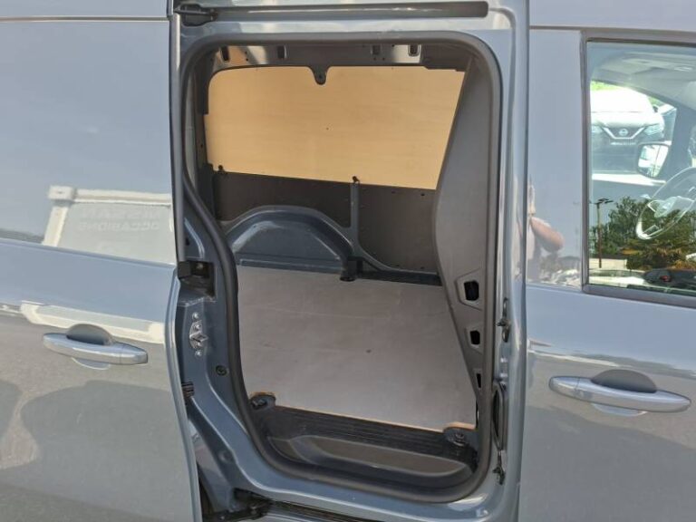 Nissan Townstar FOURGON L1 TCE 130 BVM N-CONNECTA - Image 20 (July 7, 2026)