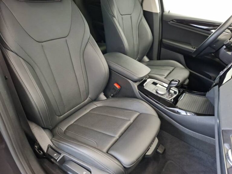 BMW X3 sDrive 18d 150ch BVA8 Business Design - Image 13 (July 7, 2026)