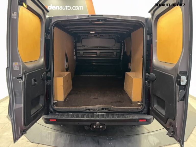 Renault Trafic FGN 1200 KG DCI 170 ENERGY EDC GRAND CONFORT - Image 15 (July 7, 2026)
