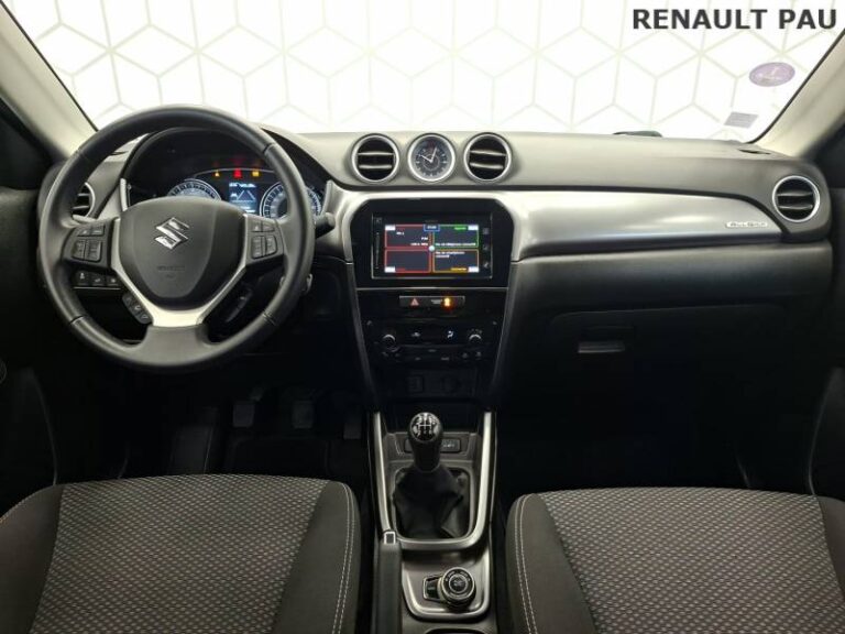 Suzuki Vitara 1.0 Boosterjet Style - Image 11 (July 7, 2026)