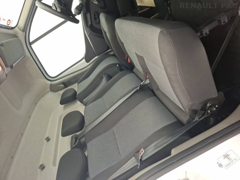 Renault Master FOURGON FGN TRAC F3500 BLUE DCI 135 CONFORT - Image 18 (July 7, 2026)