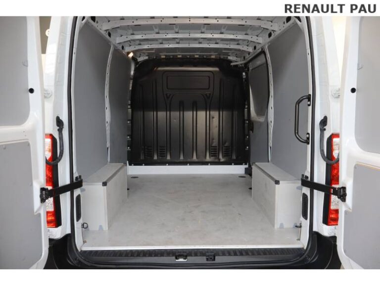 Renault Master FOURGON FGN TRAC F3500 BLUE DCI 135 CONFORT - Image 17 (July 7, 2026)