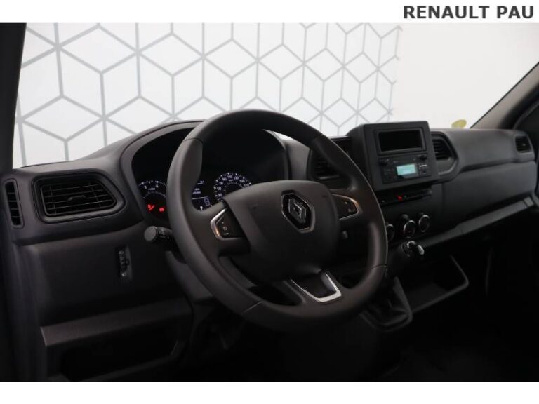 Renault Master FOURGON FGN TRAC F3500 BLUE DCI 135 CONFORT - Image 03 (July 7, 2026)