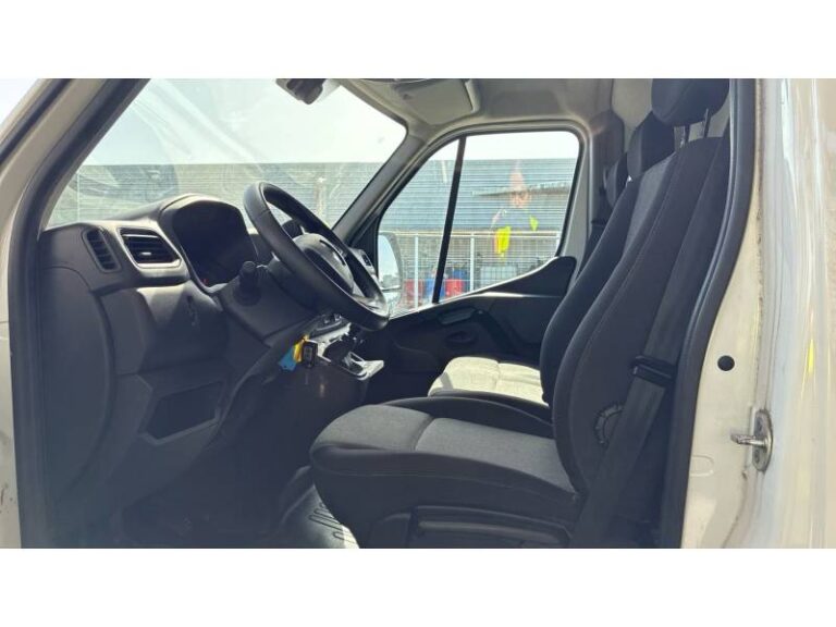 Renault Master FOURGON FGN TRAC F3500 BLUE DCI 135 CONFORT - Image 10 (July 7, 2026)
