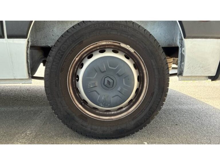 Renault Master FOURGON FGN TRAC F3500 BLUE DCI 135 CONFORT - Image 09 (July 7, 2026)