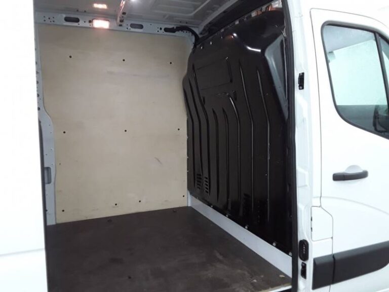 Renault Master FOURGON FGN TRAC F3500 BLUE DCI 135 CONFORT - Image 15 (July 7, 2026)