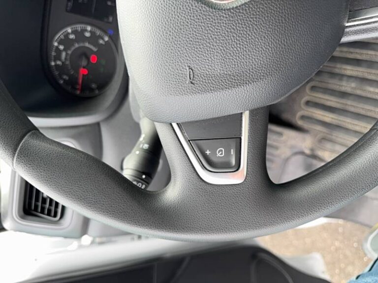 Renault Master FOURGON FGN TRAC F3500 BLUE DCI 135 CONFORT - Image 19 (July 7, 2026)