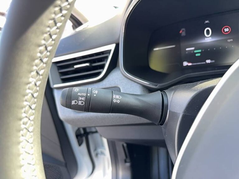 Renault Clio SOCIETE TCE 90 ch GSR2 5 PLACES EVOLUTION - Image 19 (July 7, 2026)