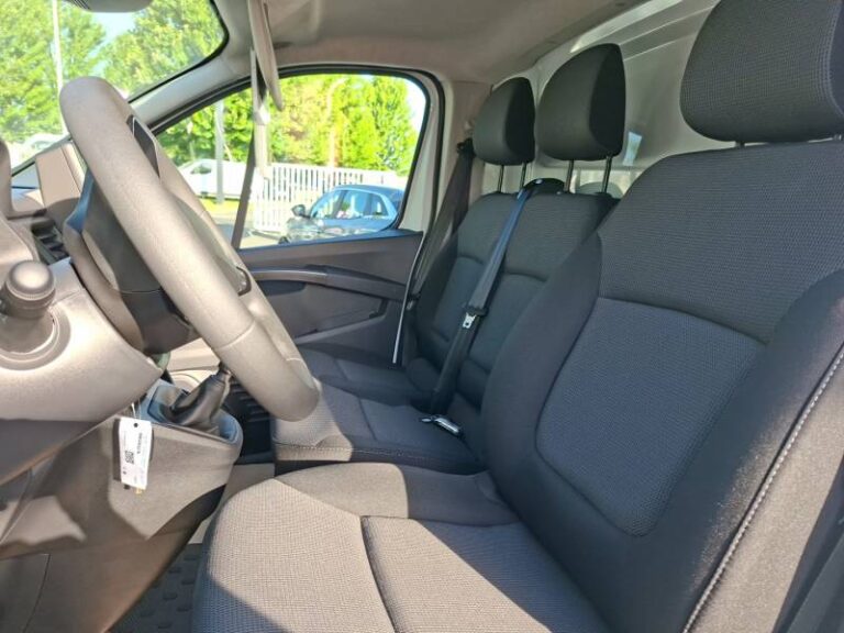 Renault Trafic FG BLUE DCI 130 3T GSR2 ADVANCE - Image 10 (July 7, 2026)