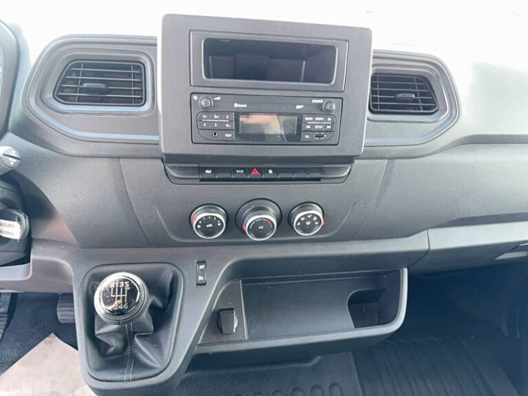 Renault Master FOURGON FGN TRAC F3500 BLUE DCI 135 CONFORT - Image 17 (July 7, 2026)