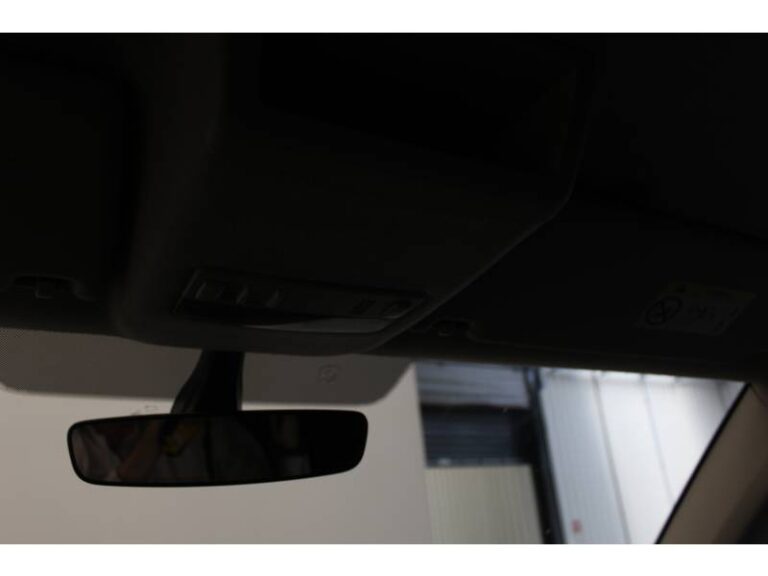 Volkswagen Transporter FOURGON FGN TOLE 2.0 TDI 150 BUSINESS LINE - Image 18 (July 7, 2026)