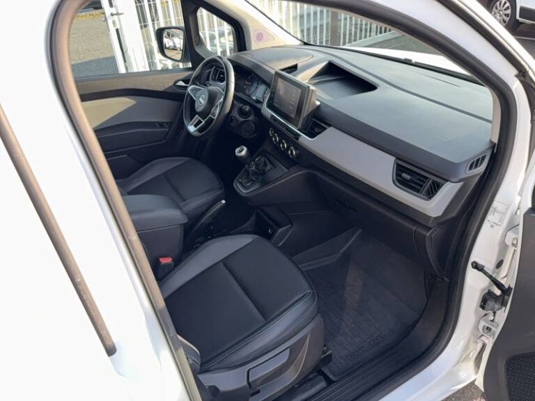Nissan Townstar FOURGON L1 TCE 130 BVM N-CONNECTA - Image 13 (July 7, 2026)