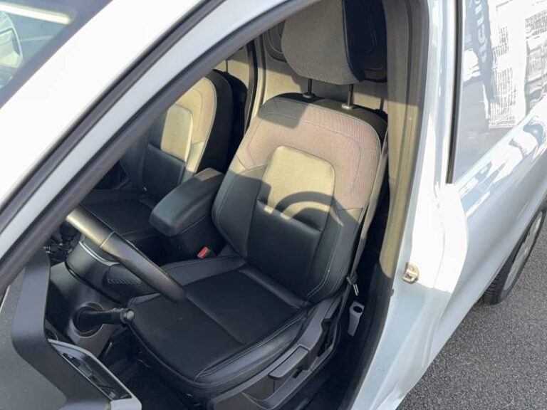 Nissan Townstar FOURGON L1 TCE 130 BVM N-CONNECTA - Image 18 (July 7, 2026)