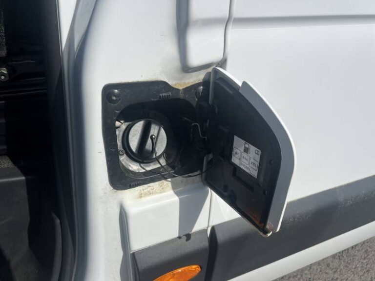 Renault Master FOURGON FGN TRAC F3500 BLUE DCI 135 CONFORT - Image 09 (July 7, 2026)