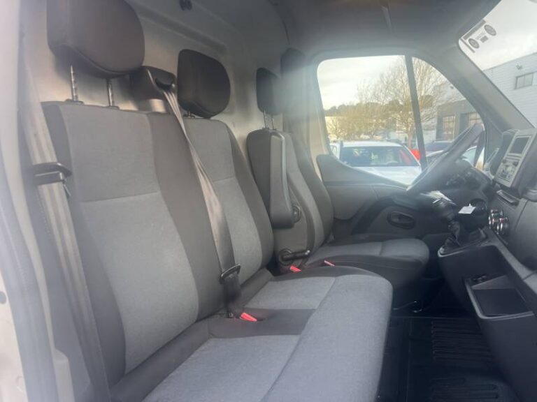 Renault Master FOURGON FGN TRAC F3500 BLUE DCI 135 CONFORT - Image 17 (July 7, 2026)