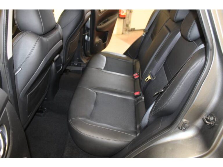 Nissan Qashqai 1.6 dCi 130 Xtronic Tekna - Image 11 (July 7, 2026)