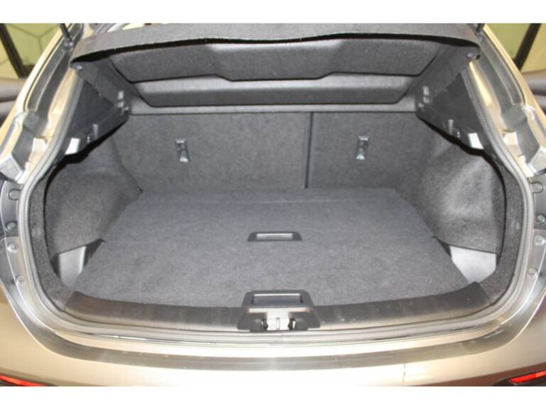 Nissan Qashqai 1.6 dCi 130 Xtronic Tekna - Image 14 (July 7, 2026)