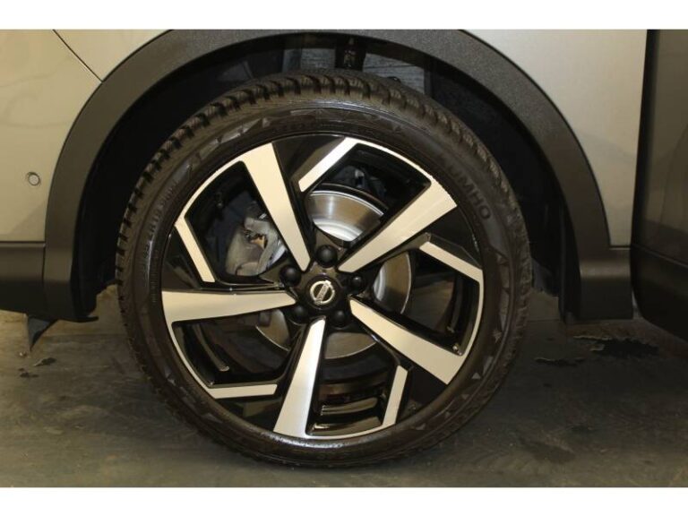Nissan Qashqai 1.6 dCi 130 Xtronic Tekna - Image 15 (July 7, 2026)