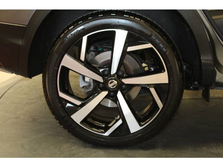 Nissan Qashqai 1.6 dCi 130 Xtronic Tekna - Image 18 (July 7, 2026)