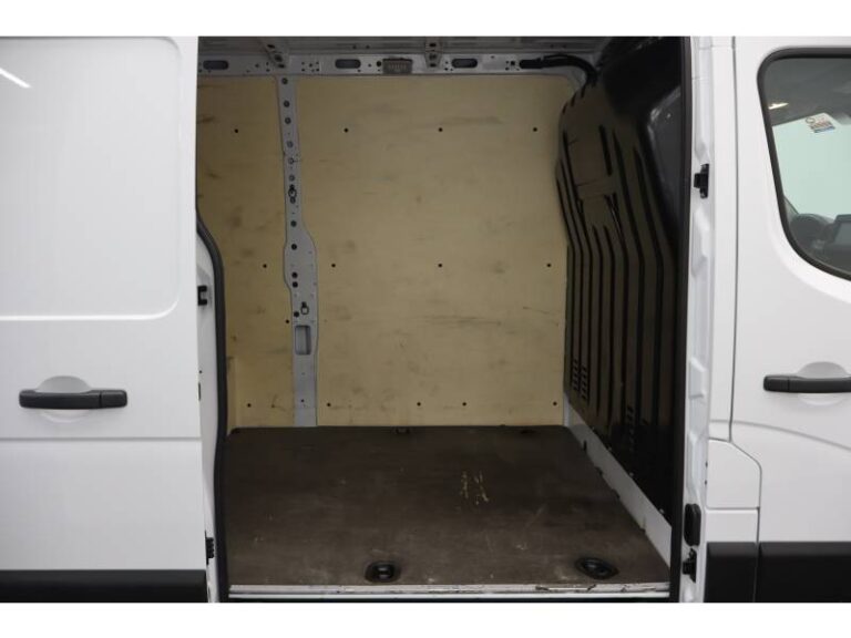 Renault Master FOURGON FGN TRAC F3500 BLUE DCI 135 CONFORT - Image 15 (July 7, 2026)