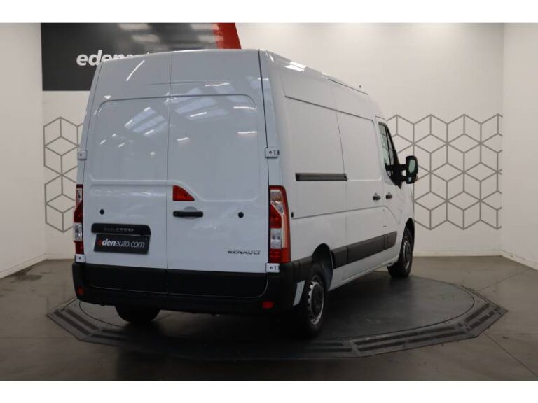 Renault Master FOURGON FGN TRAC F3500 BLUE DCI 135 CONFORT - Image 02 (July 7, 2026)